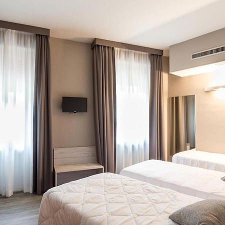 Hotel Terme Di Frasassi Genga  Bagian luar foto